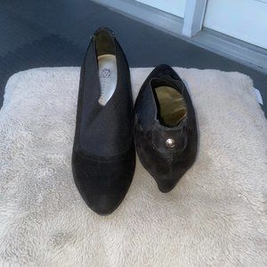 Super comfy heels! Anne Klein